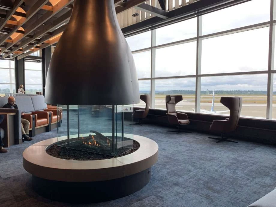 Alaskan Lounge Fireplace